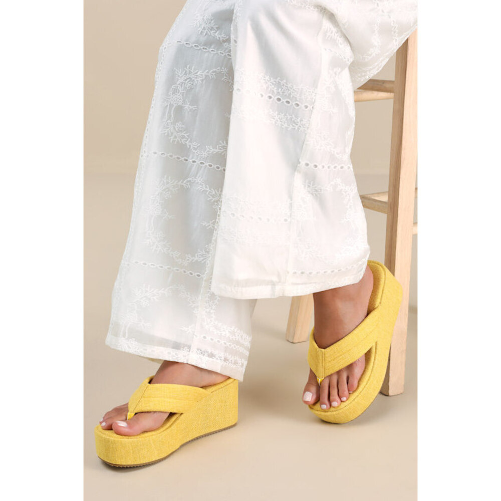 Lulus Averell Lemon Woven Platform Thong Sandals Yellow - Size 5
